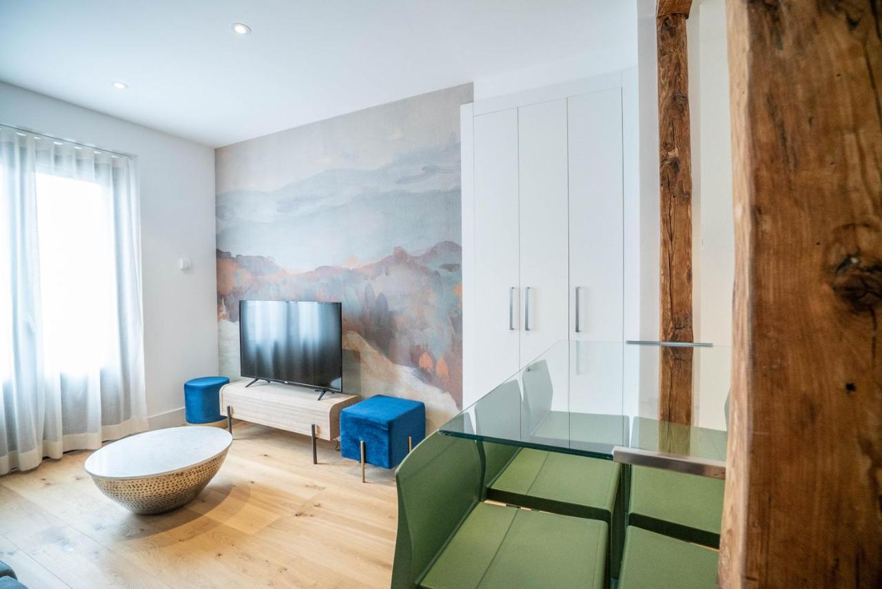Smartr Madrid Gran Via Apartments Bagian luar foto